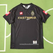 Segunda Camiseta Juventus Retro 2001-2002